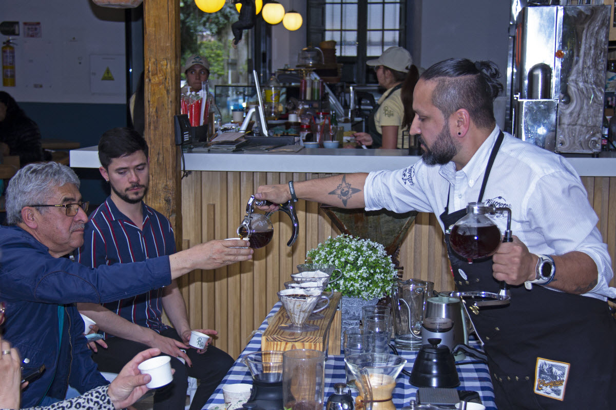 Cata-de-cafe-en-el-restaurante-puerta-antigua266-3