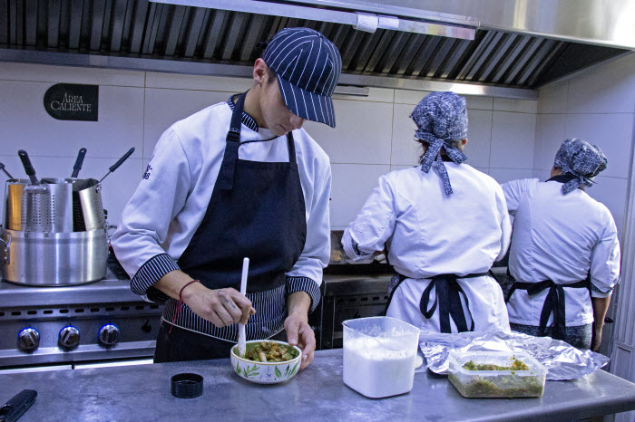 equipo-trabajo-puerta-antigua-266-5